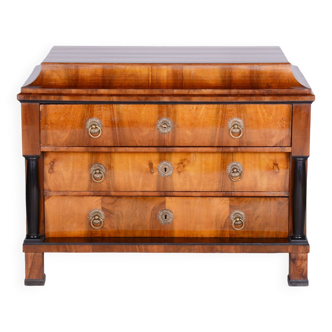 Biedermeier walnut chest of drawers Czechia 1820s