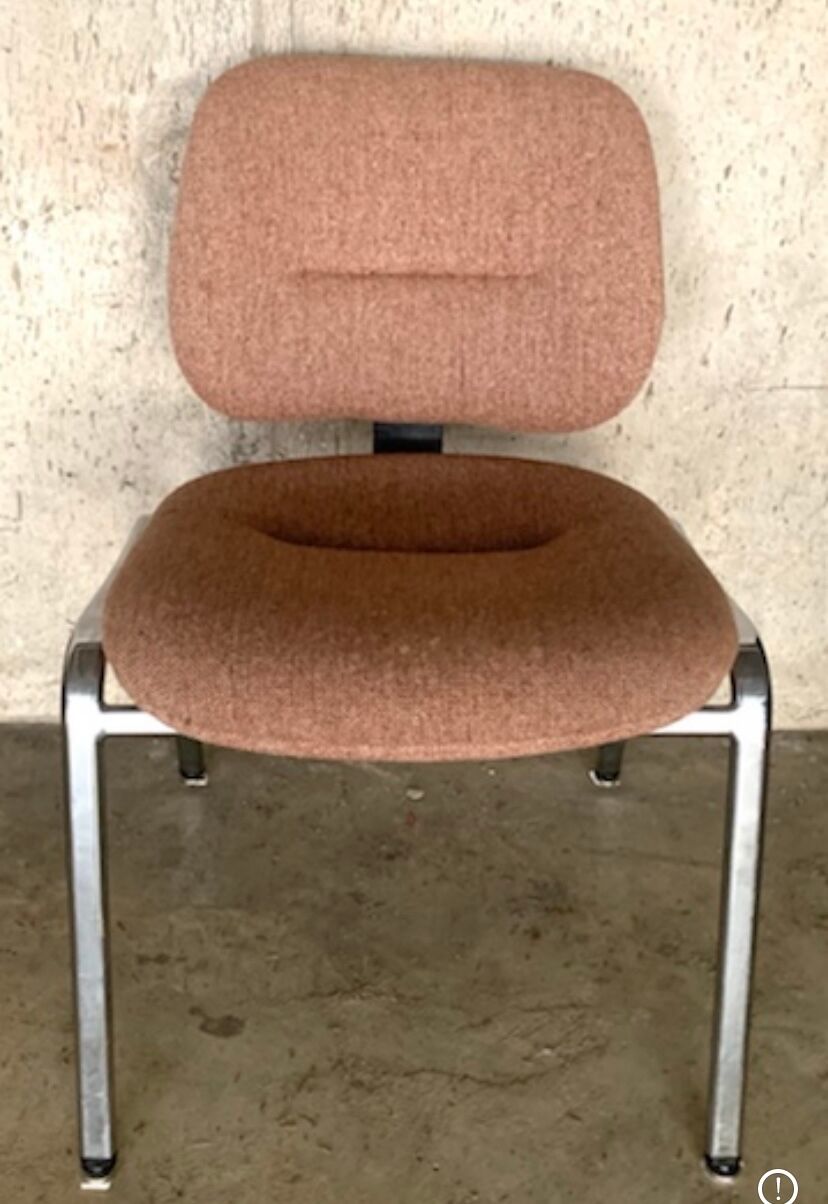 Vintage desk chair