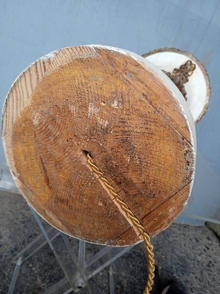 Medicis lamp carved polychrome wood ep 1940