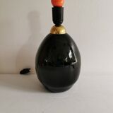 Lampe de table en verre noir charbon fait à la main avec plateau couleur laiton.