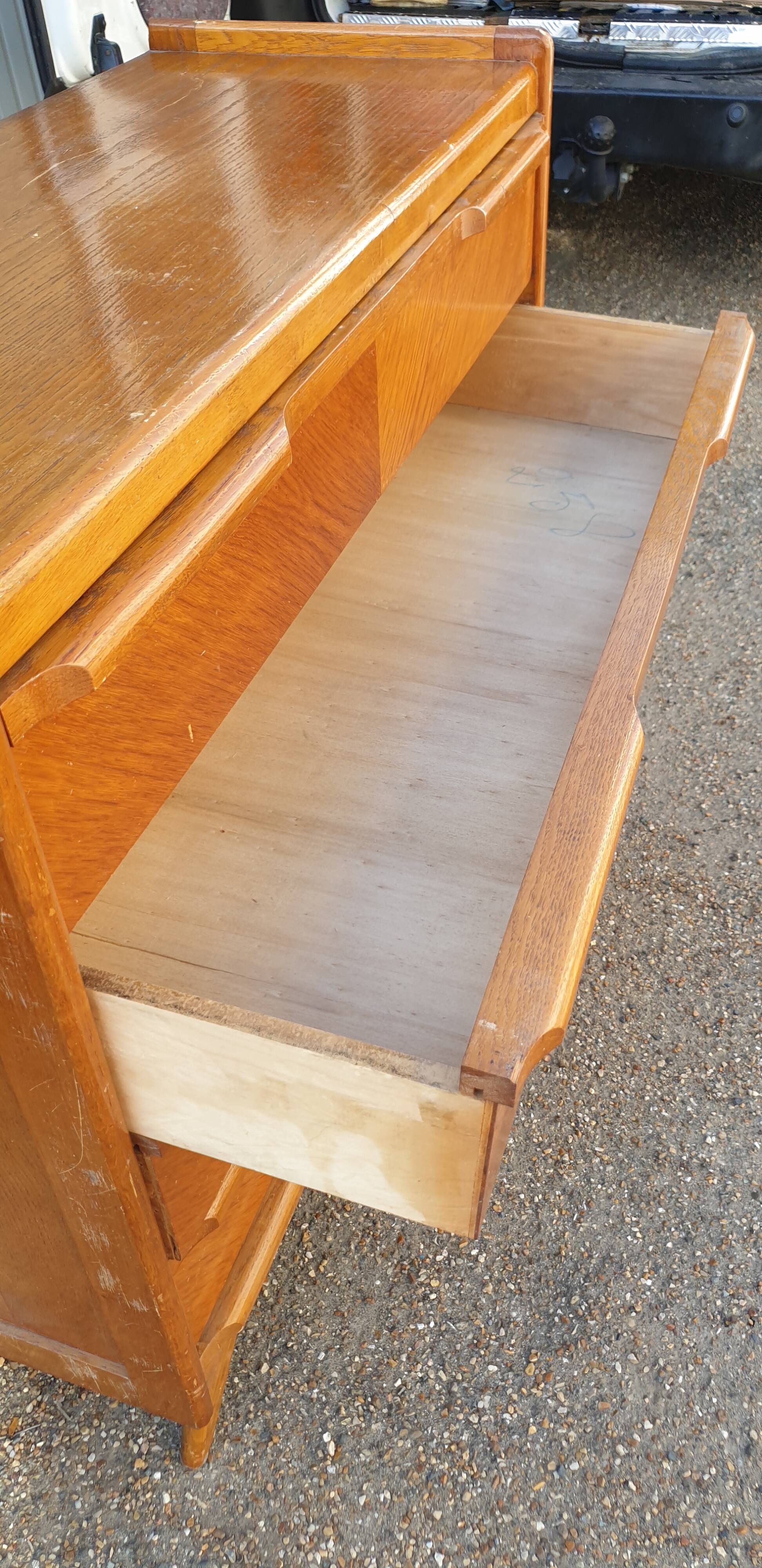 Vintage chest of drawers