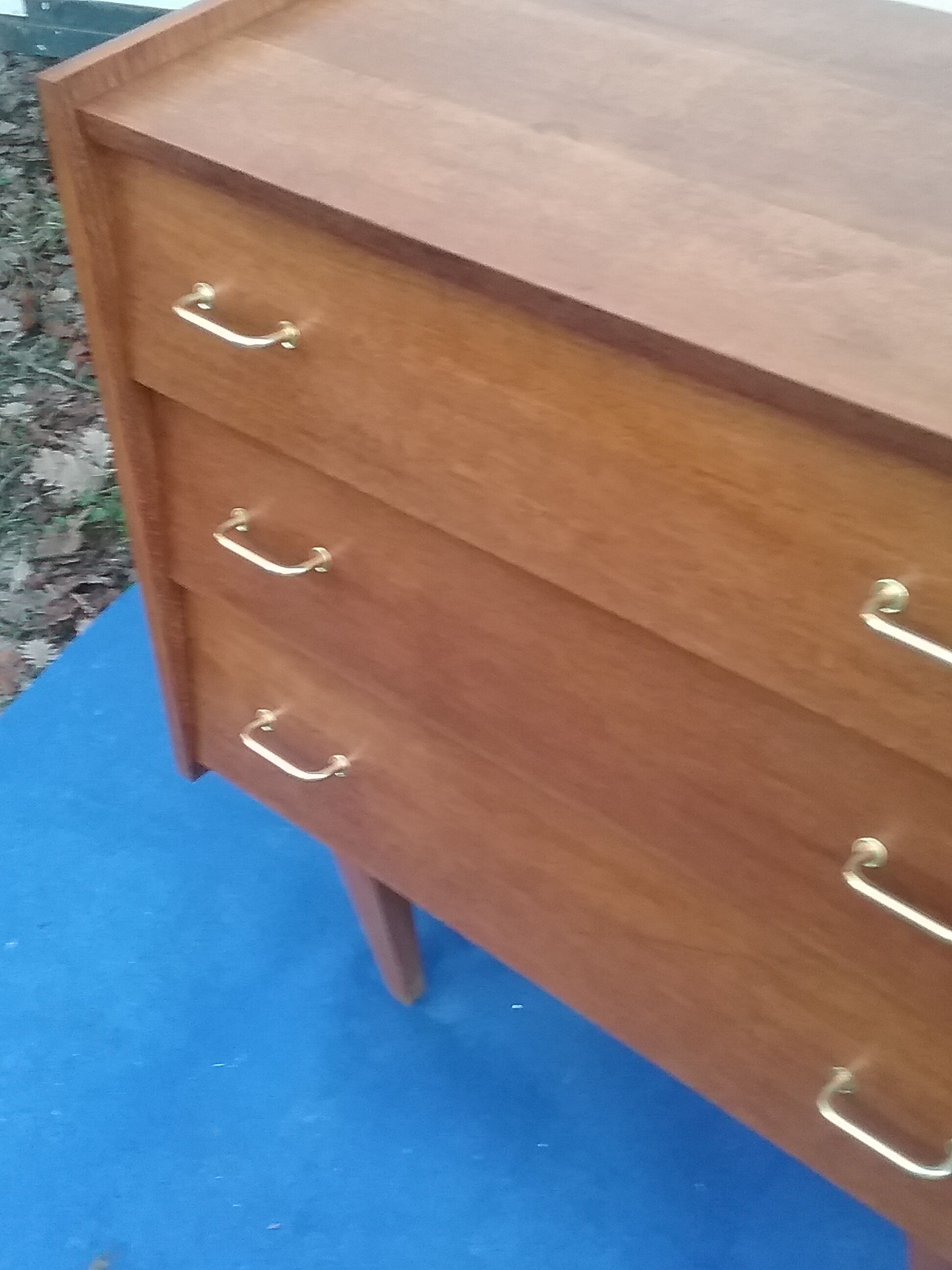 Vintage chest of drawers