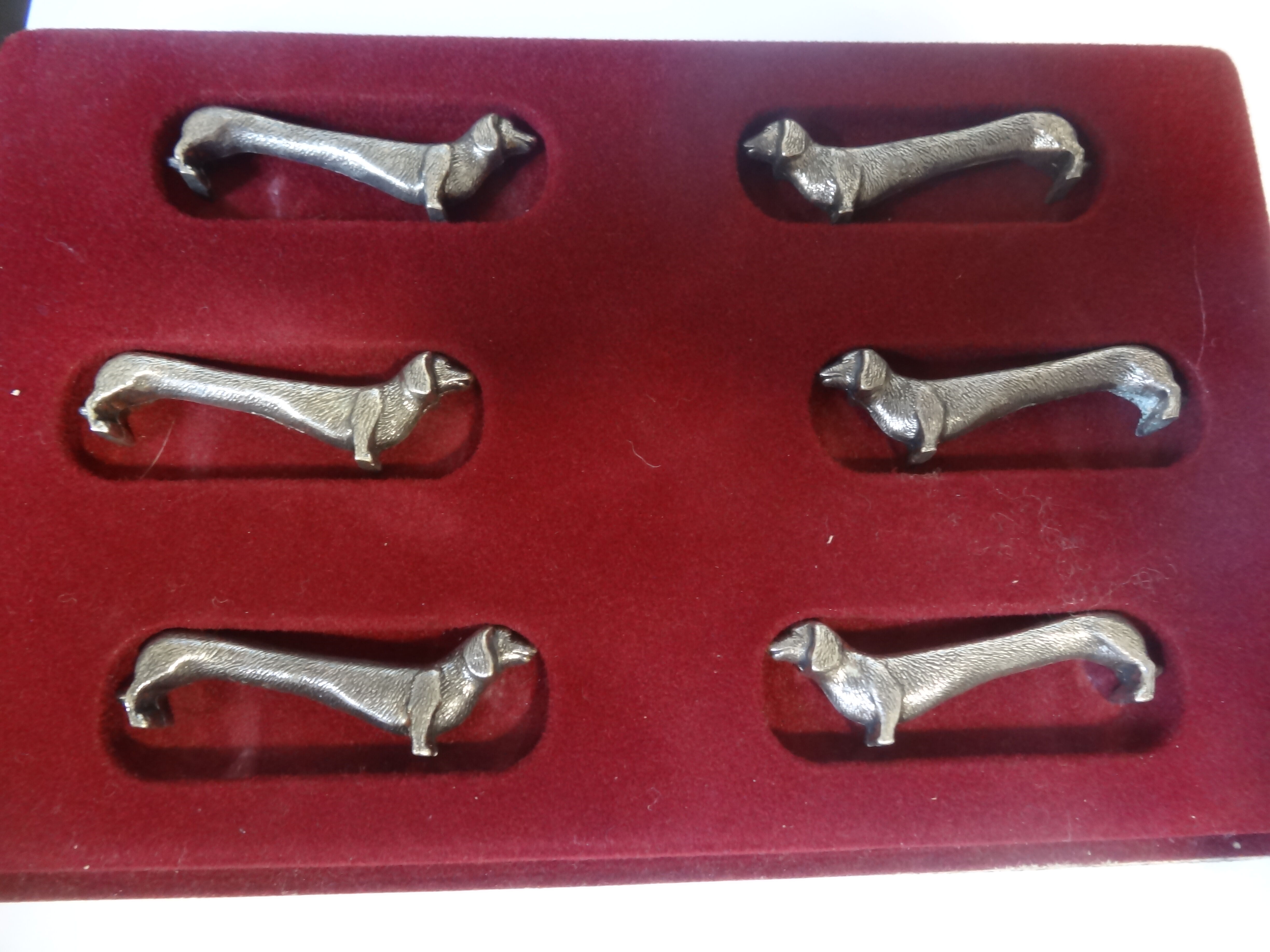 Knife holder dogs metal silver