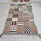 Handmade wool Berber rug 150 x 100 cm