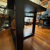 Laminate wood desk