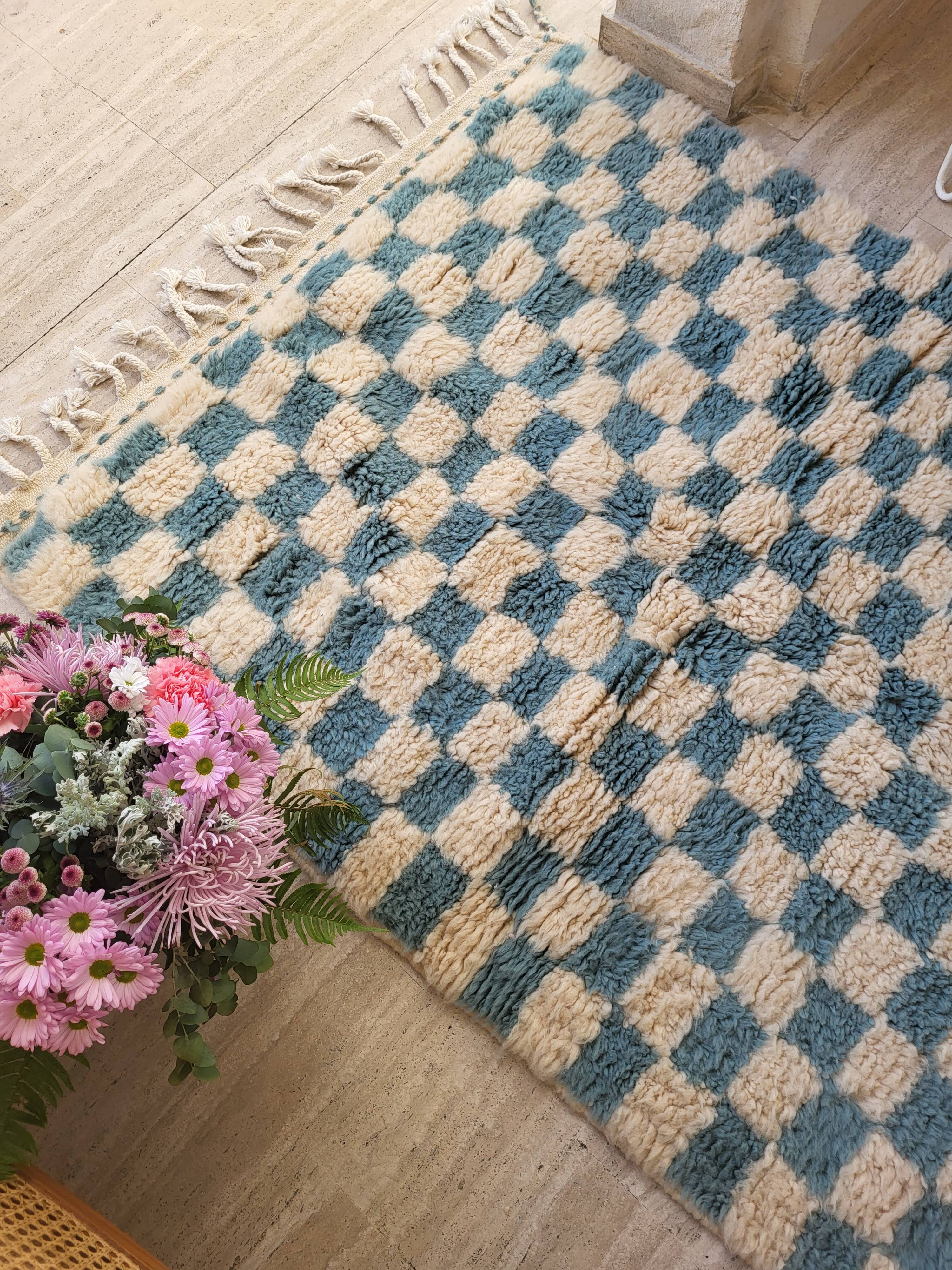 Blue checkered Berber Beni Ouarain rug