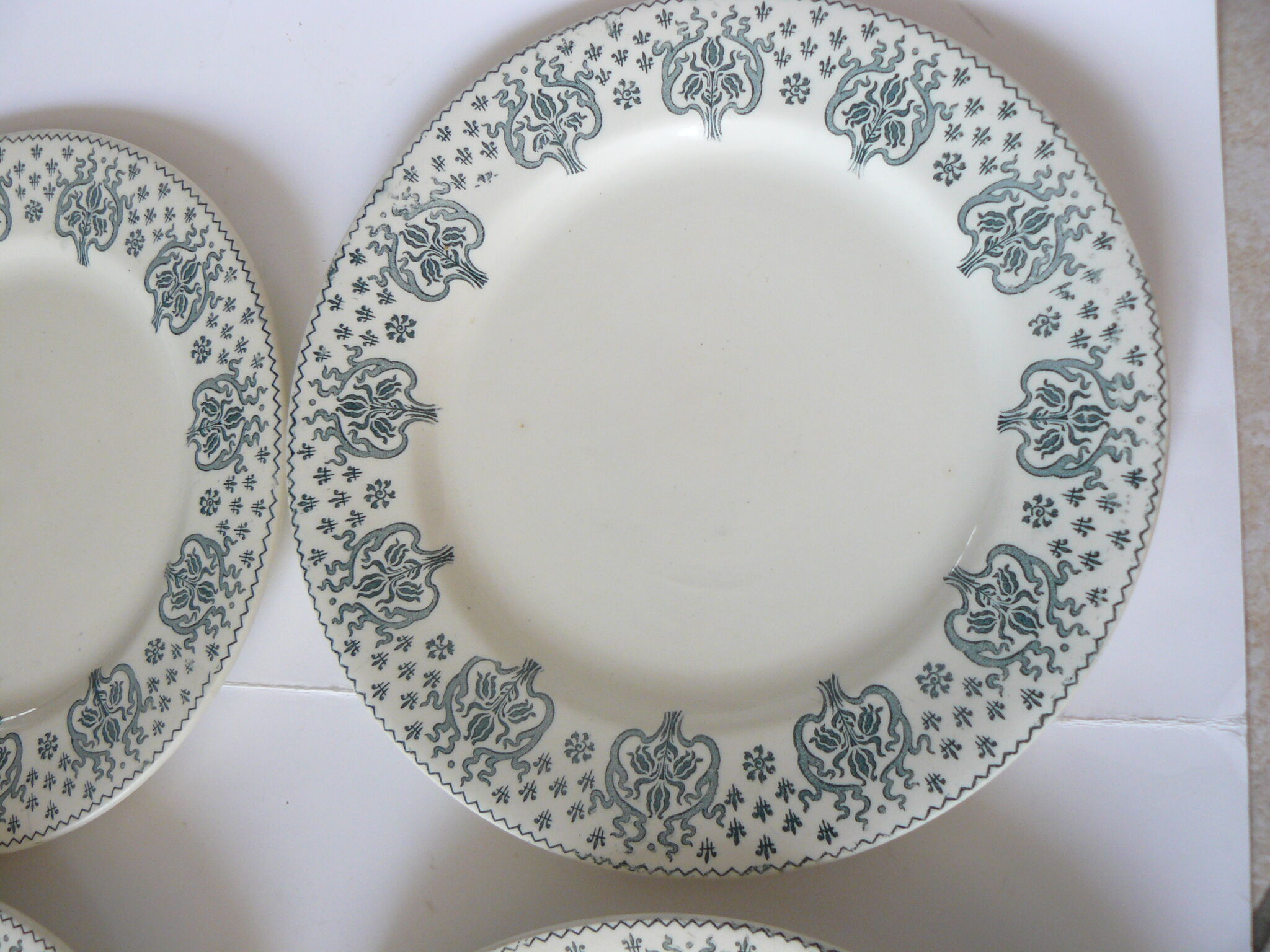 Lot of 4 plates Salins