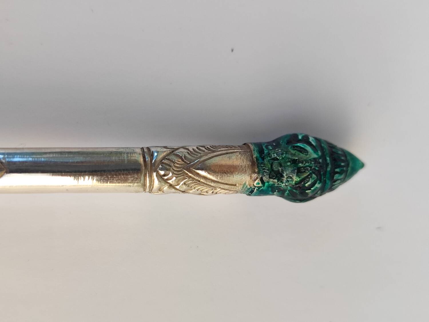 Set of boxed silver teaspoons