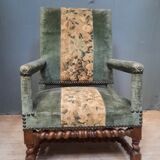 Faiteuil Louis XIII upholstered in part from the 17th century