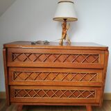 Convenient wood and rattan compass feet