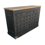 Old drawer cabinet
