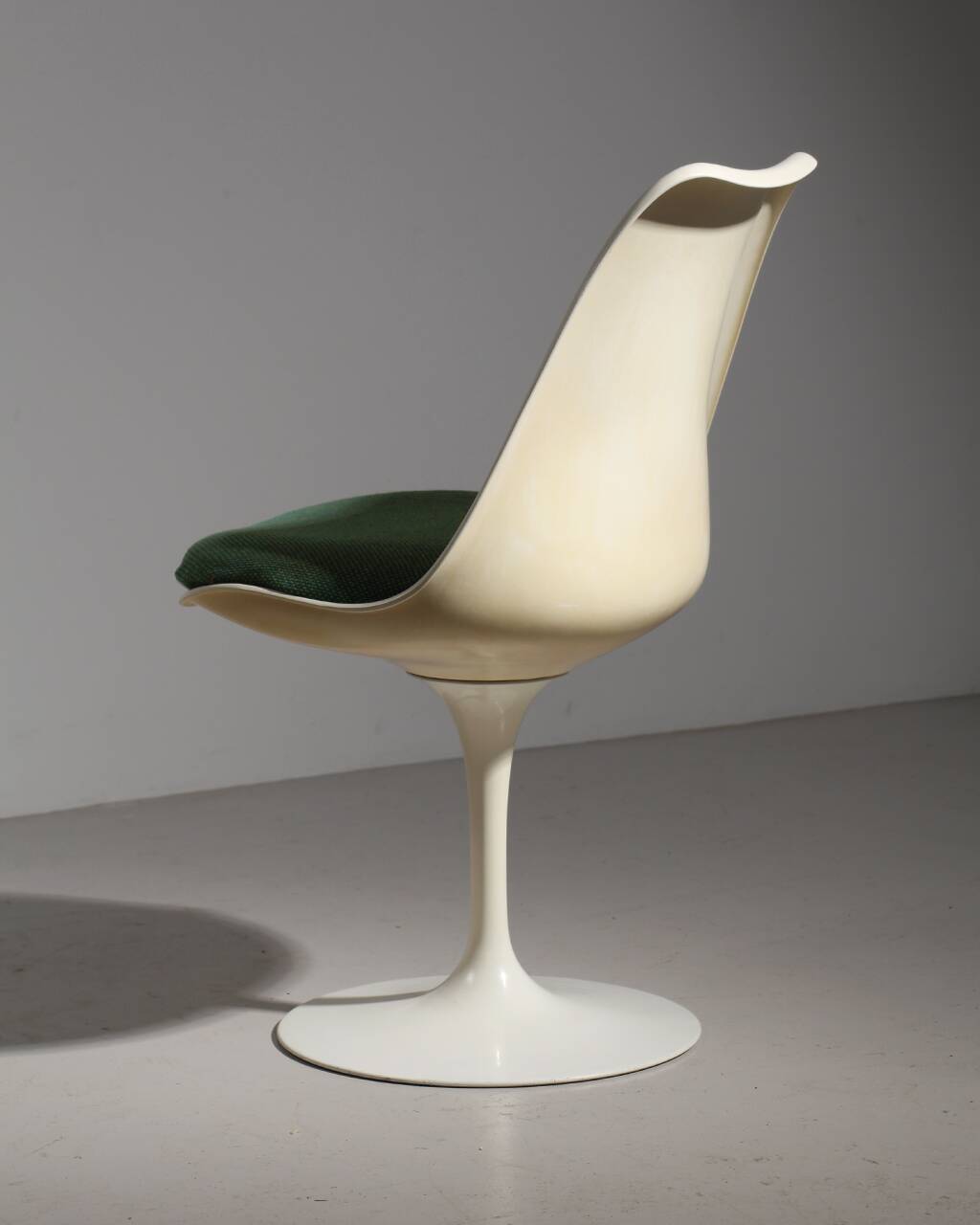 Knoll Saarinen Tulip Chair Green