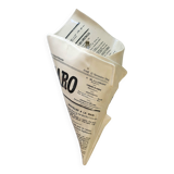 Wall-mounted empty pocket