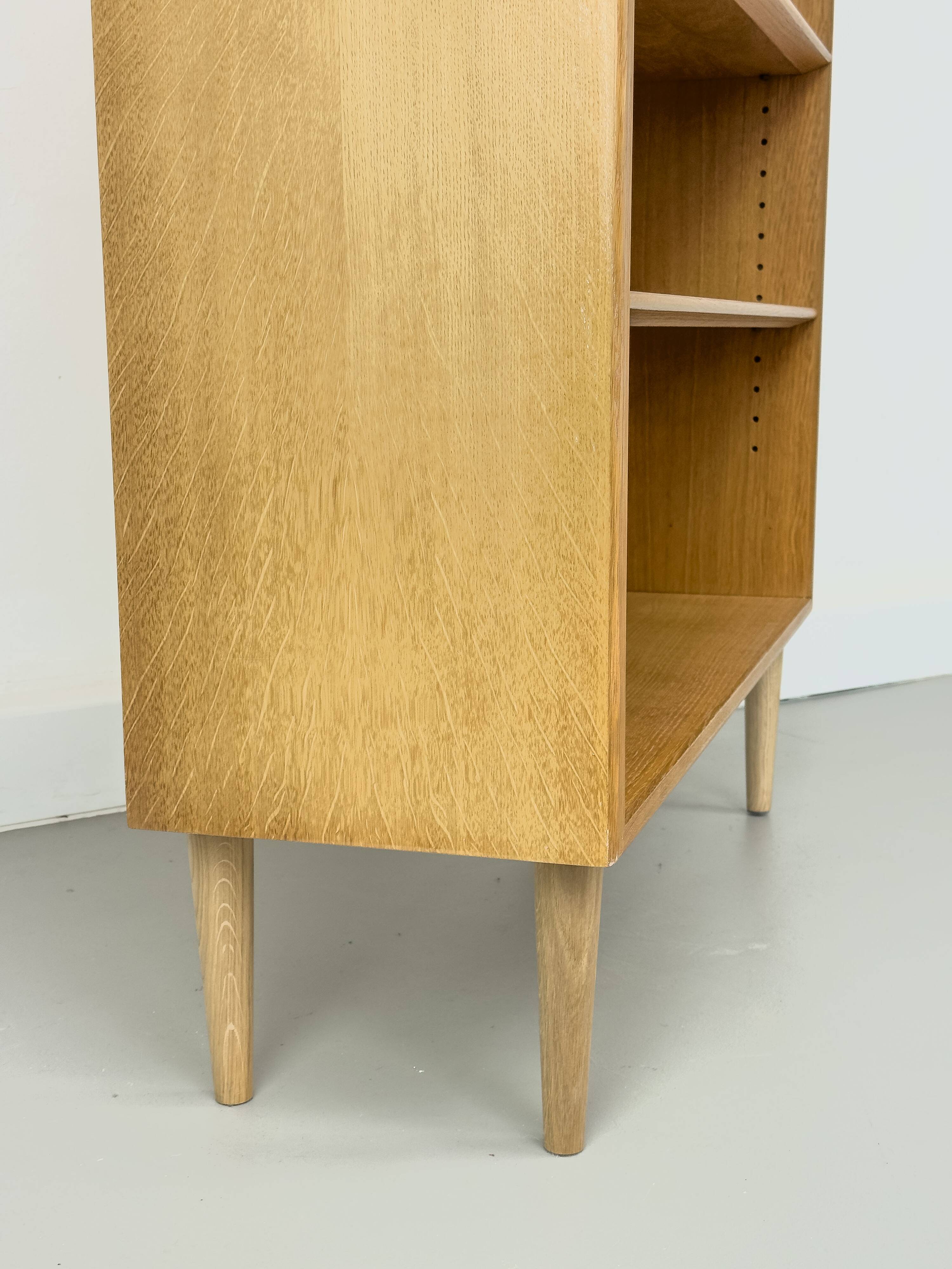 Bibliothèque danoise en chêne par Børge Mogensen pour Søborg Møbelfabrik, 1960s