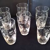 6 Verres à eau , orangeade ou bière en verre Décor gravé