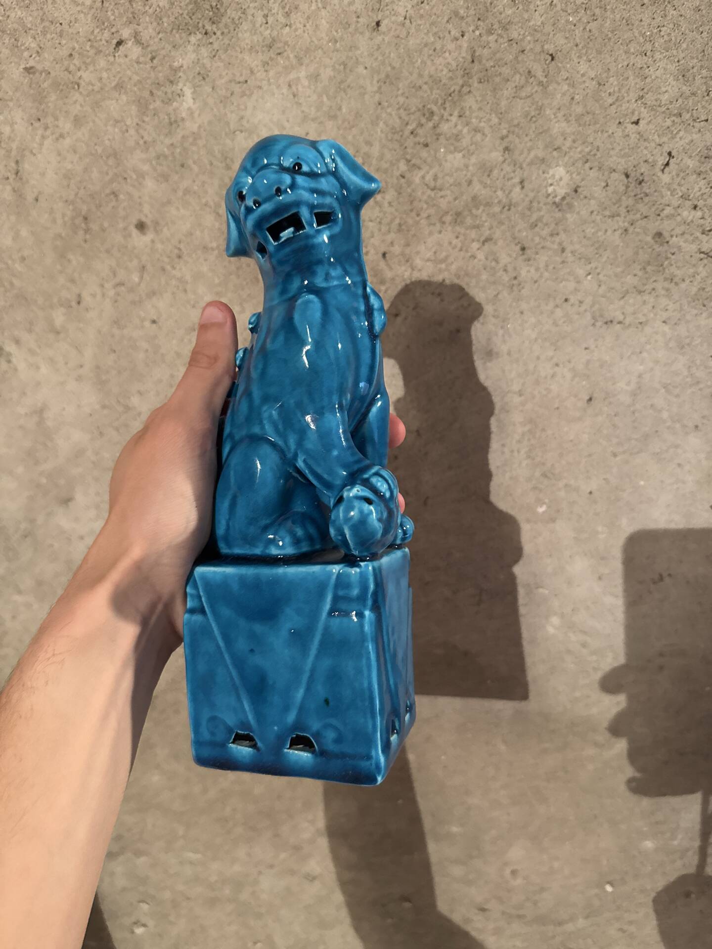 Pair of blue Fô dogs - glazed ceramic - Chinese blue - mid 20th century