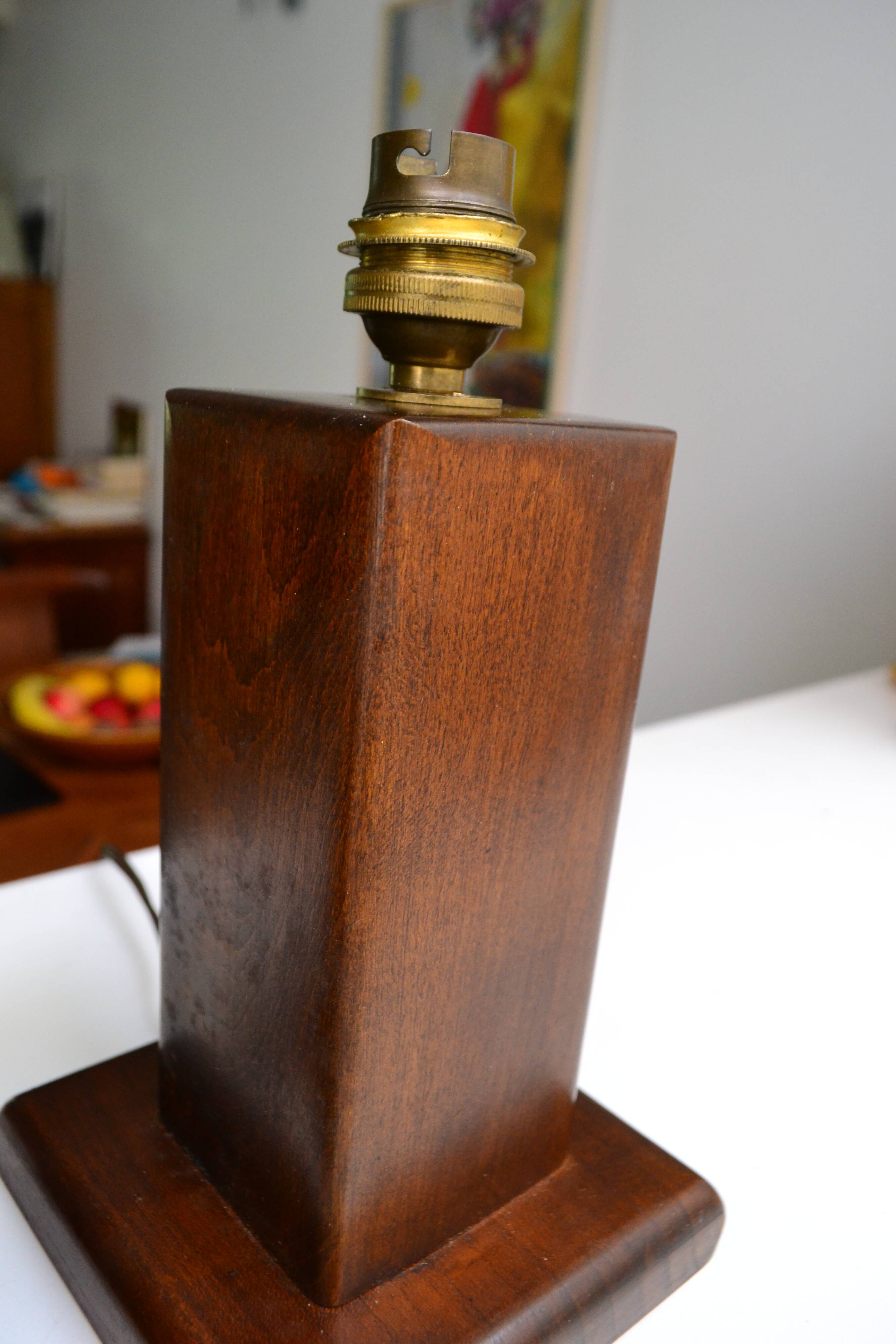 Pair of Art Deco lamps in solid mahogany