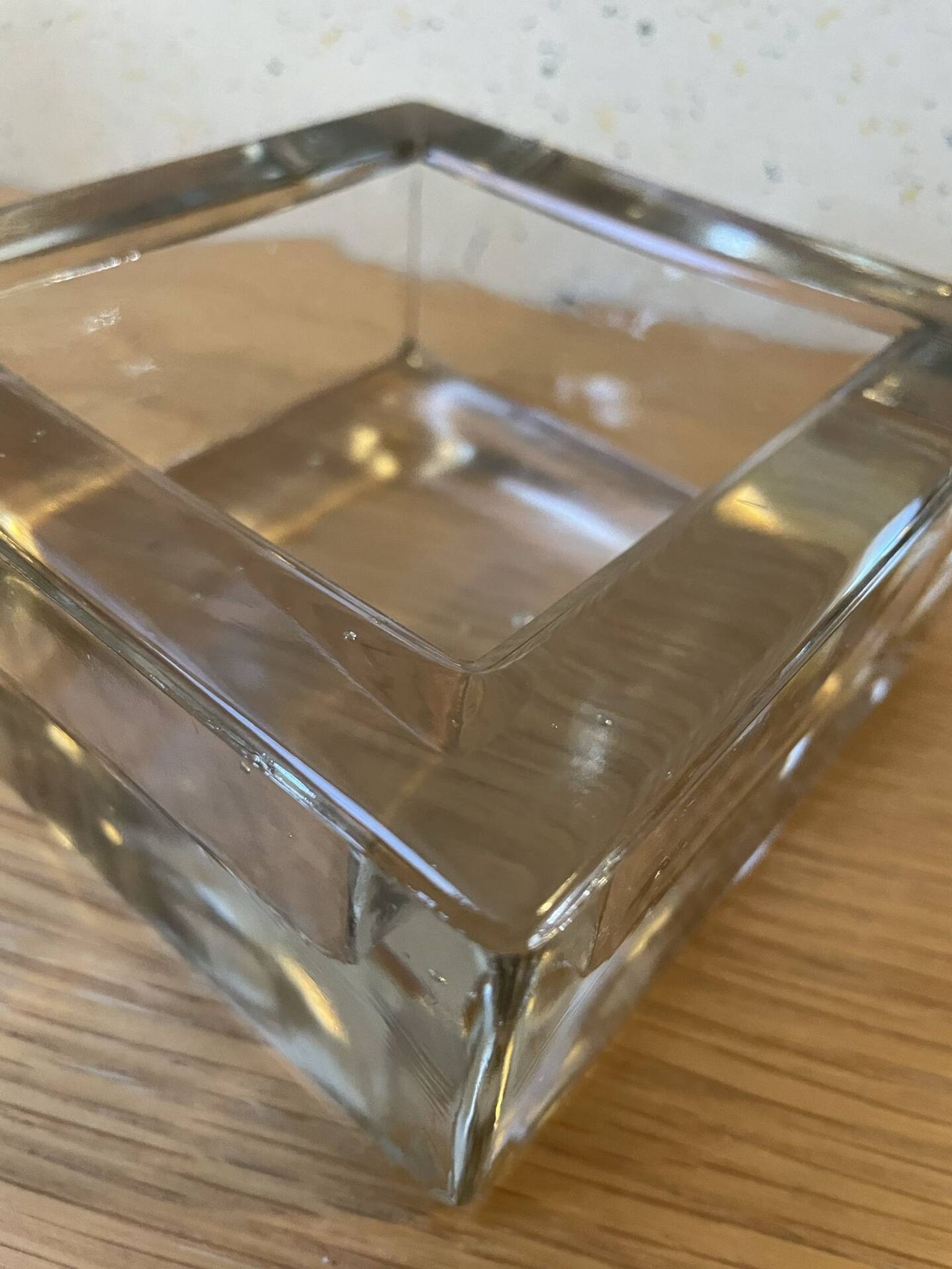 Vide poche pavé de verre