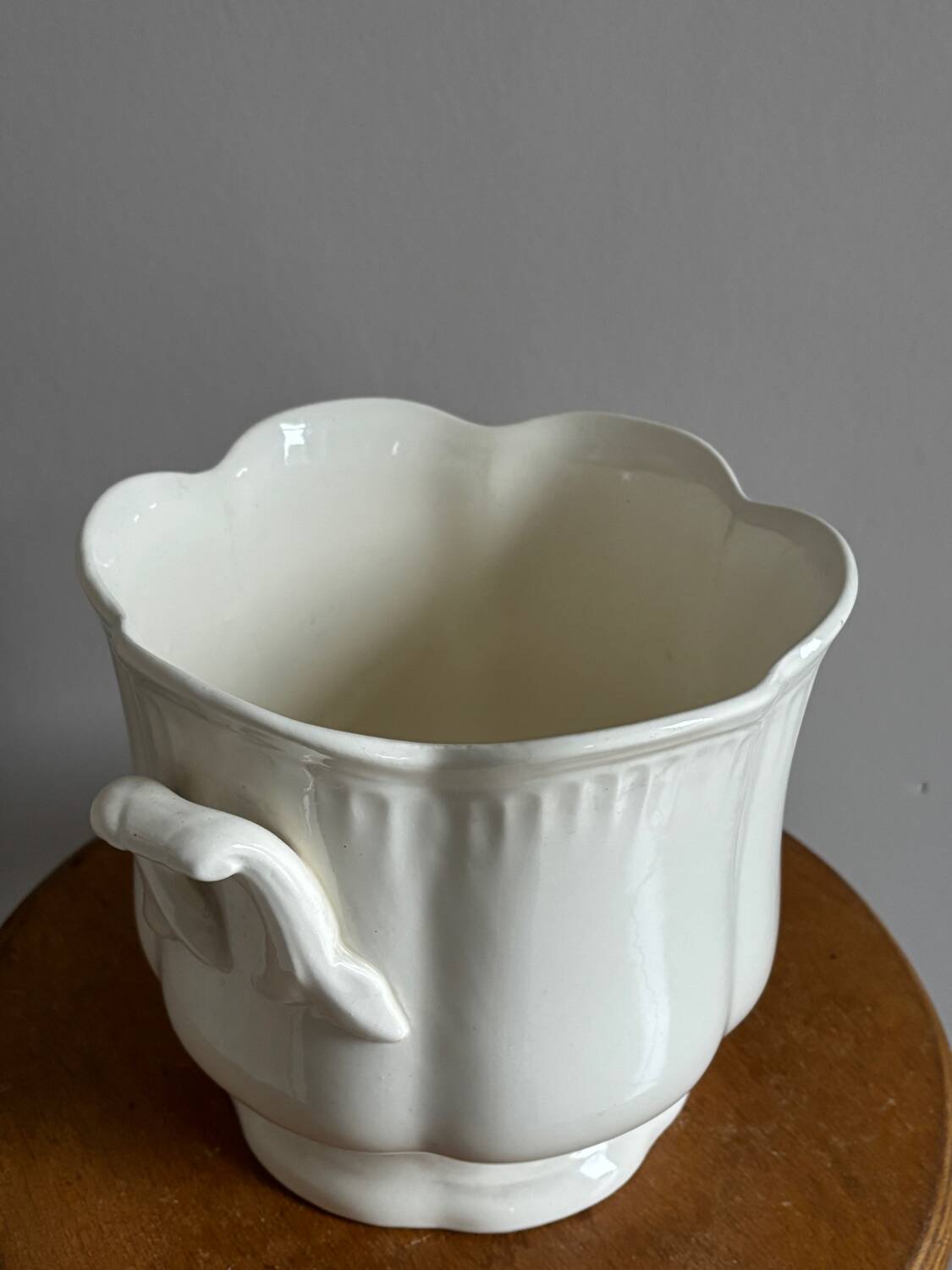 Gien earthenware pot