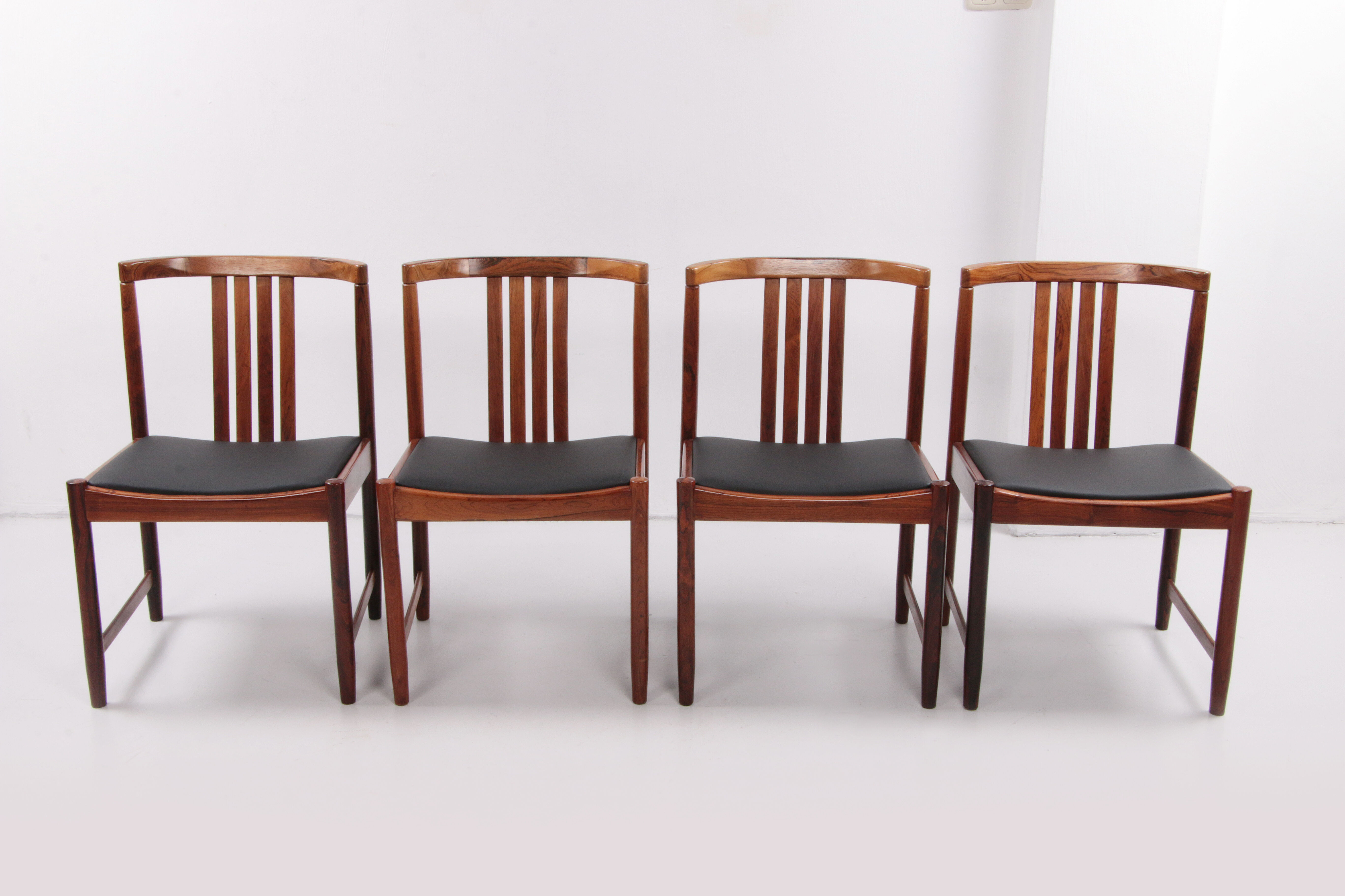 Dinner chairs design by Illum Wrapsø 1960 Denmark.