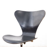 Chaise pivotante Arne Jacobsen "3117" de Fritz Hansen