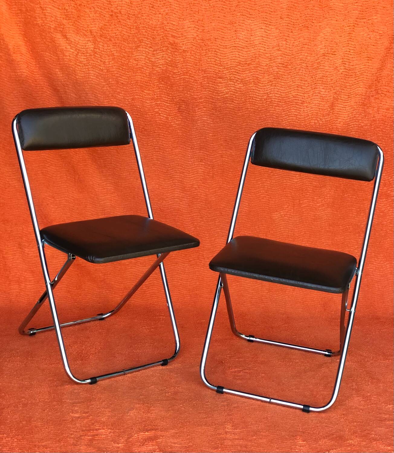 SET OF 2 VINTAGE FOLDING CHAIRS 1970 SKAI BROWN
