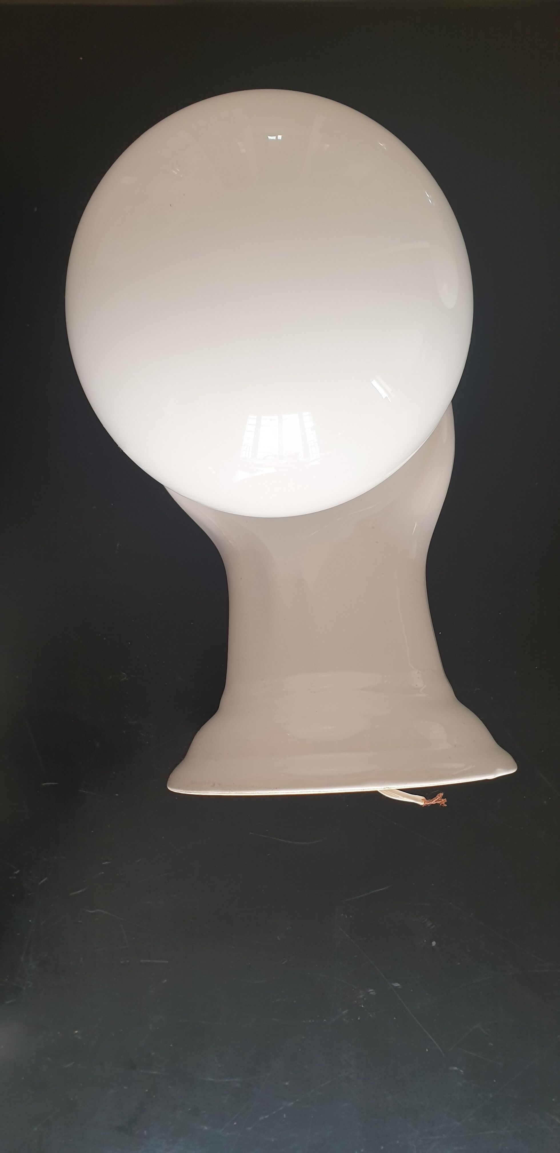 Hand-shaped ceramic and opaline globe, signed delfts wit