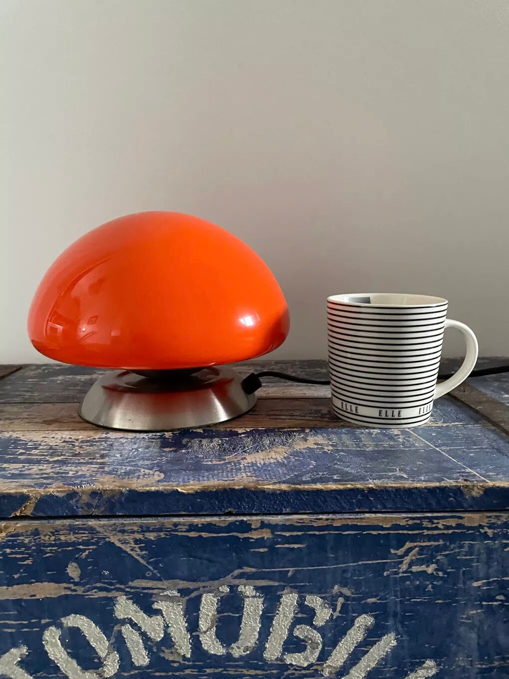 Mushroom lamp orange touch UFO touch