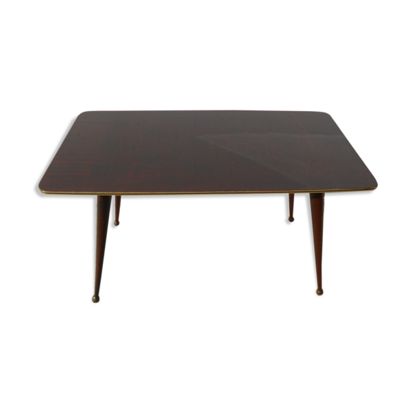 Table basse de style scandinave, plateau laqué