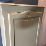 Wardrobe vintage bonnetière soft green 1970