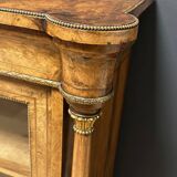 Bibliothèque ancienne