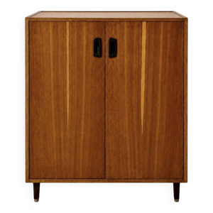 Petit meuble de rangement