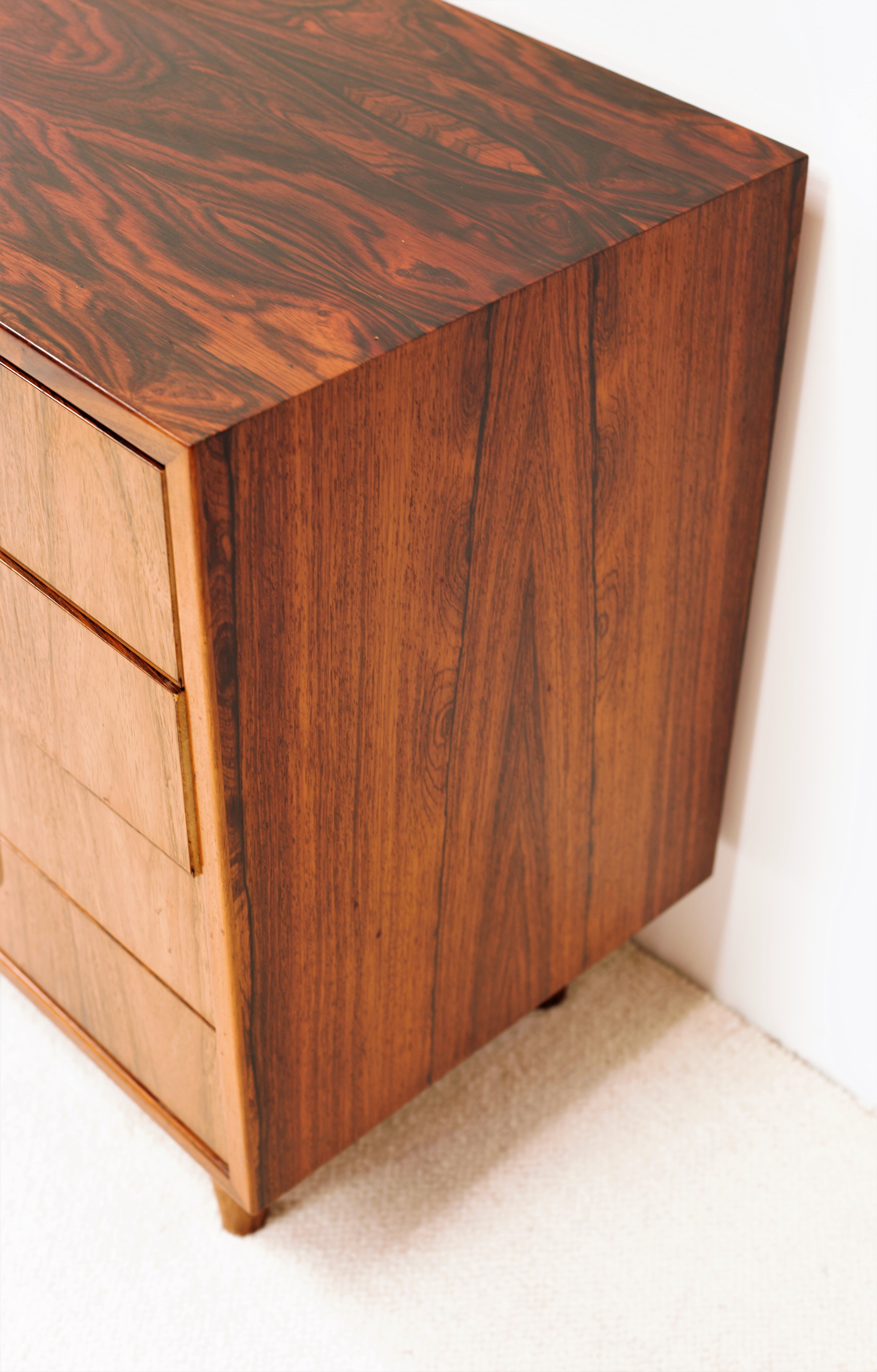 Commode en palissandre