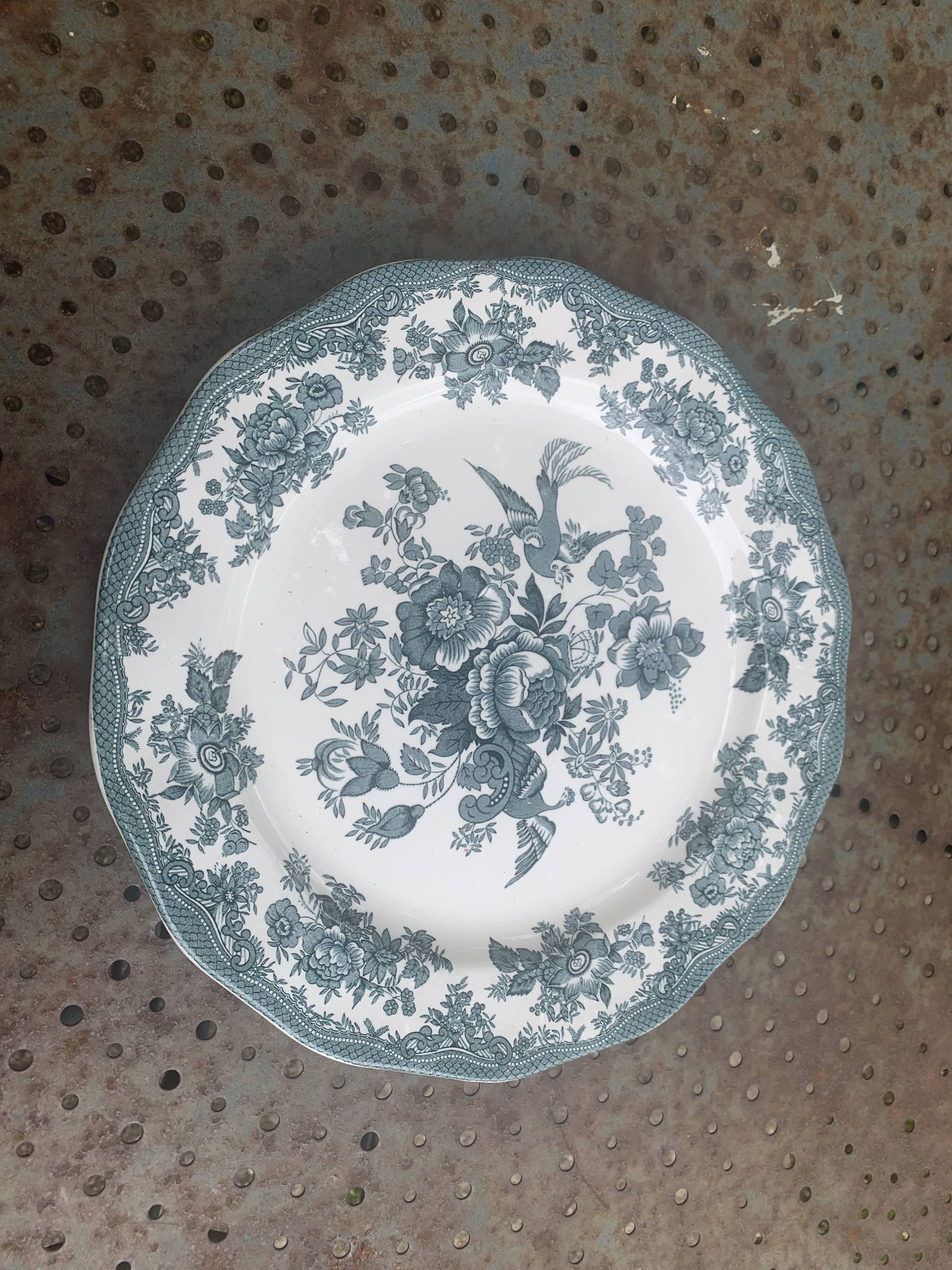 Pie dish, asiatic pheasants Enoch Wedgwood, antique bird decor