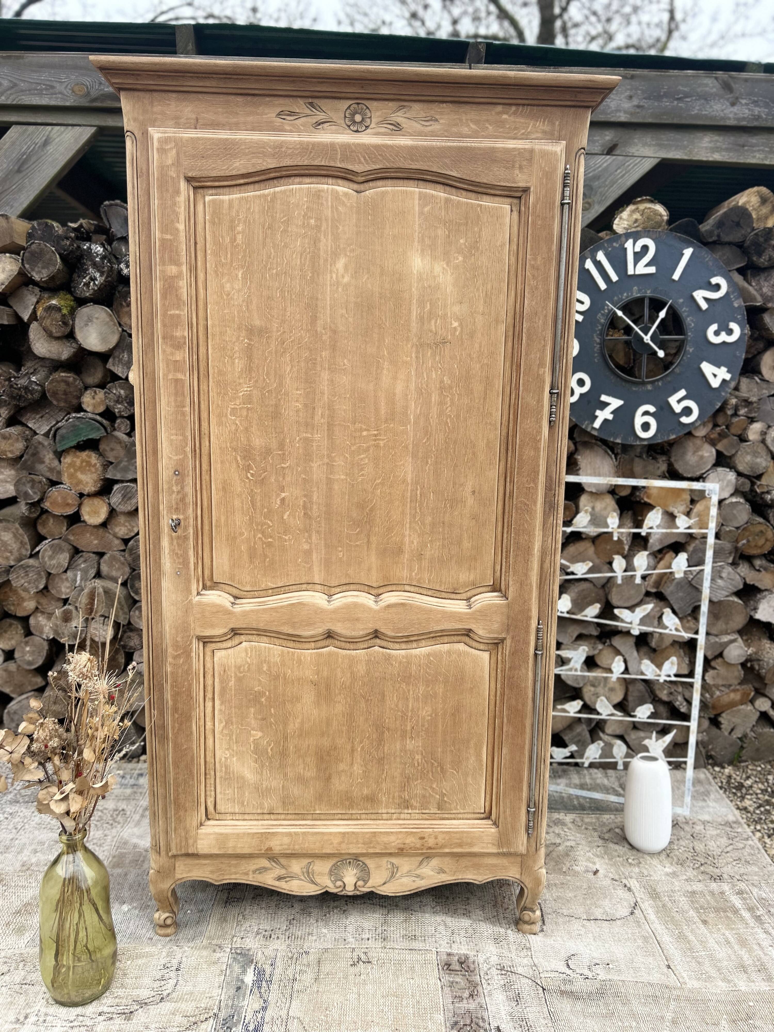 Bonnetière chêne massif rénové