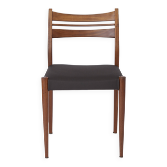 Chaise de salle à manger en hêtre teinté et skaï noir, Allemagne années 1960-1970