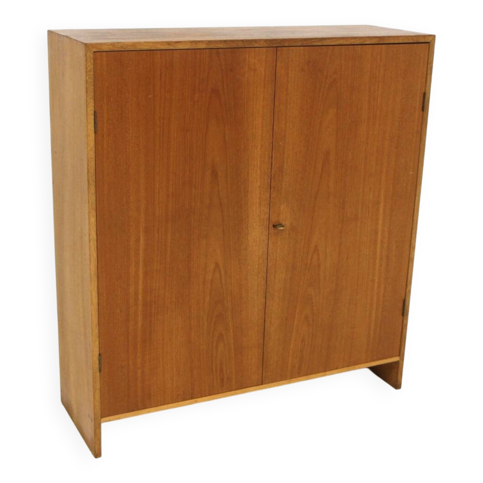 Armoire scandinave en teck, Hans J Wegner, Ry Møbler, Danemark, 1960
