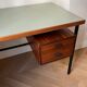 Bureau vintage d'université