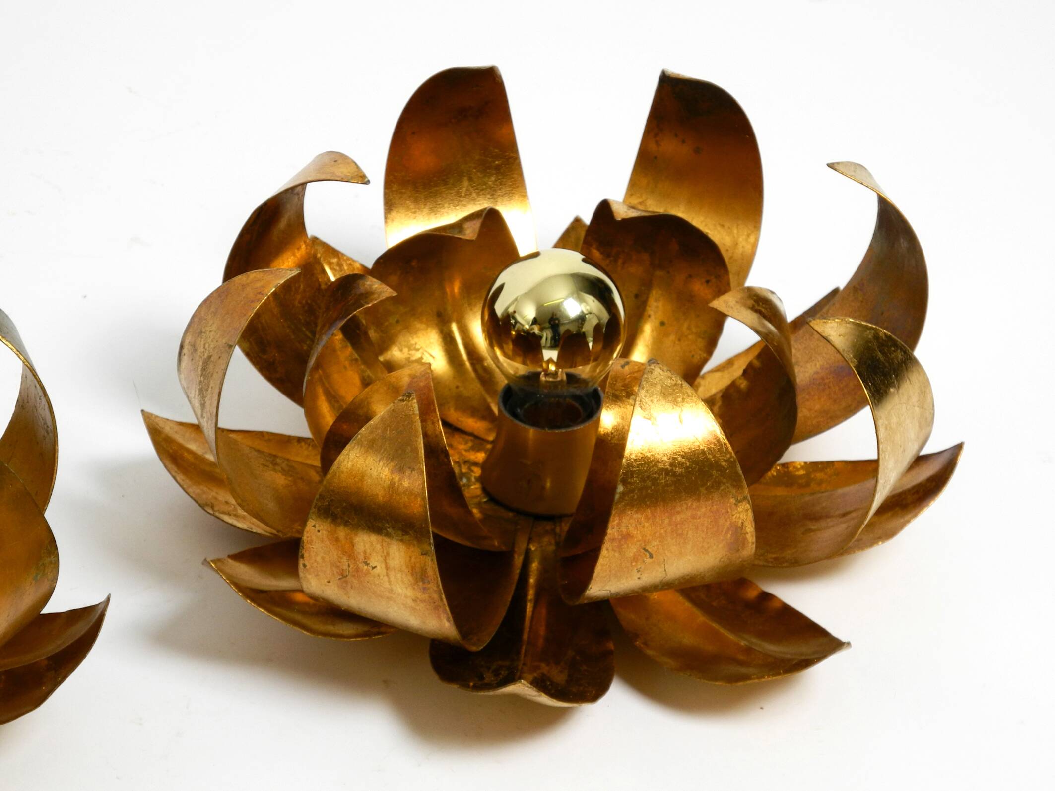 Pair of 70's gilded floral Regency wall or ceiling lamp with large leaves