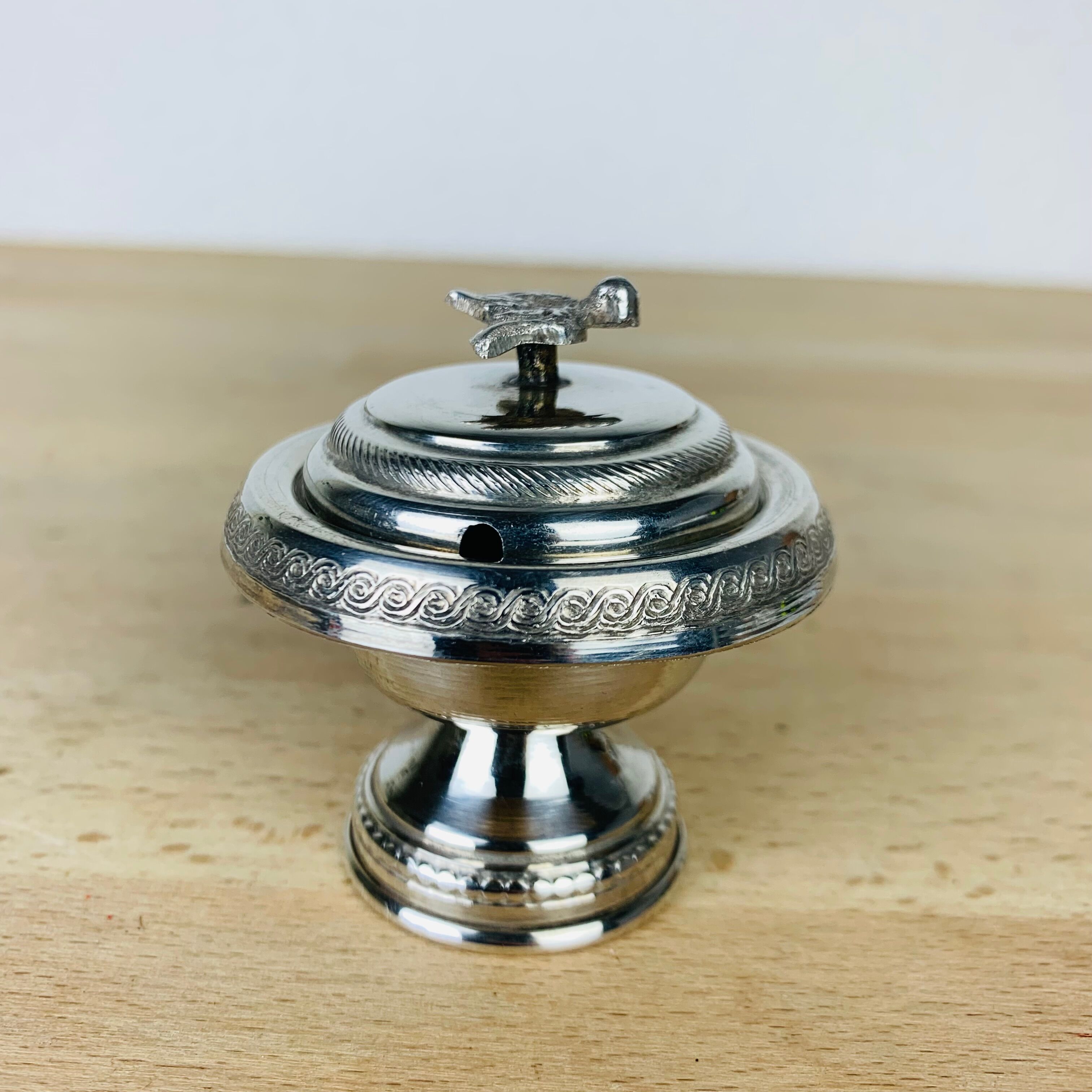 Salter bird silver metal