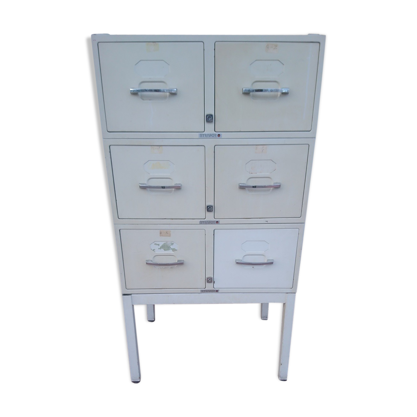 Meuble industriel Strafor