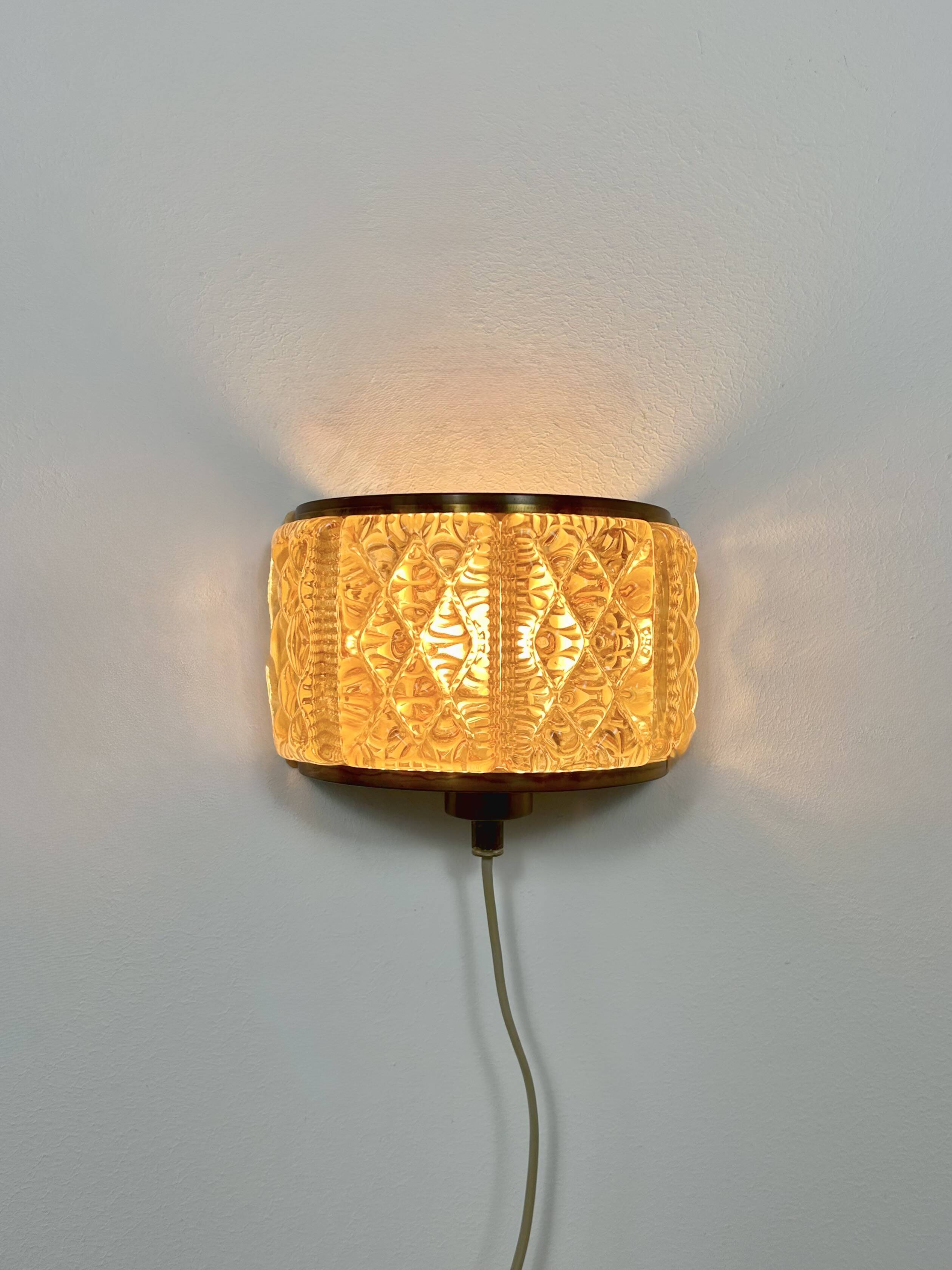 Pair of vintage wall lights, Murano glass and brass, Sweden, 1960.