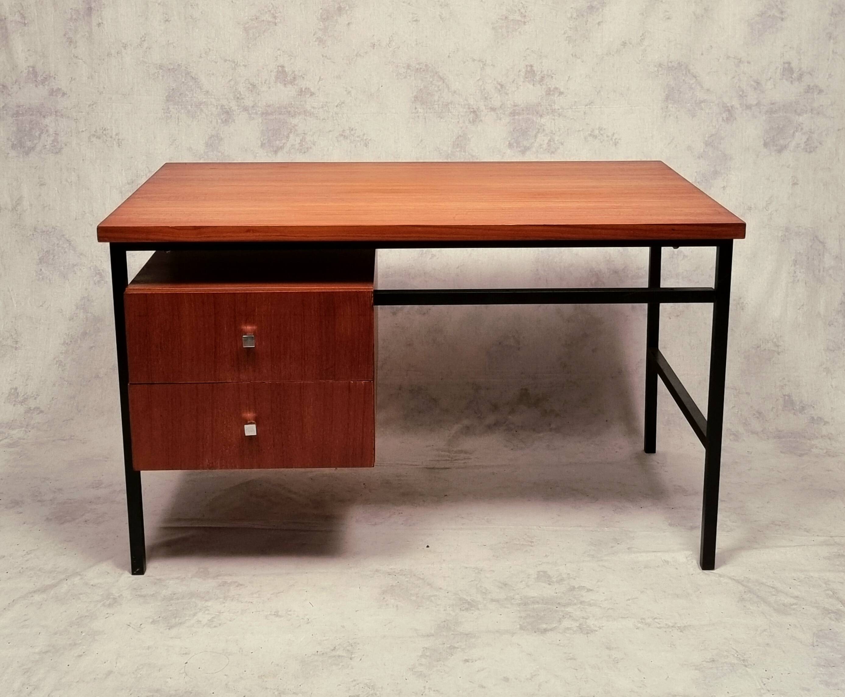 Modernist desk by Luigi Bartolini - Teak - Ca 1960