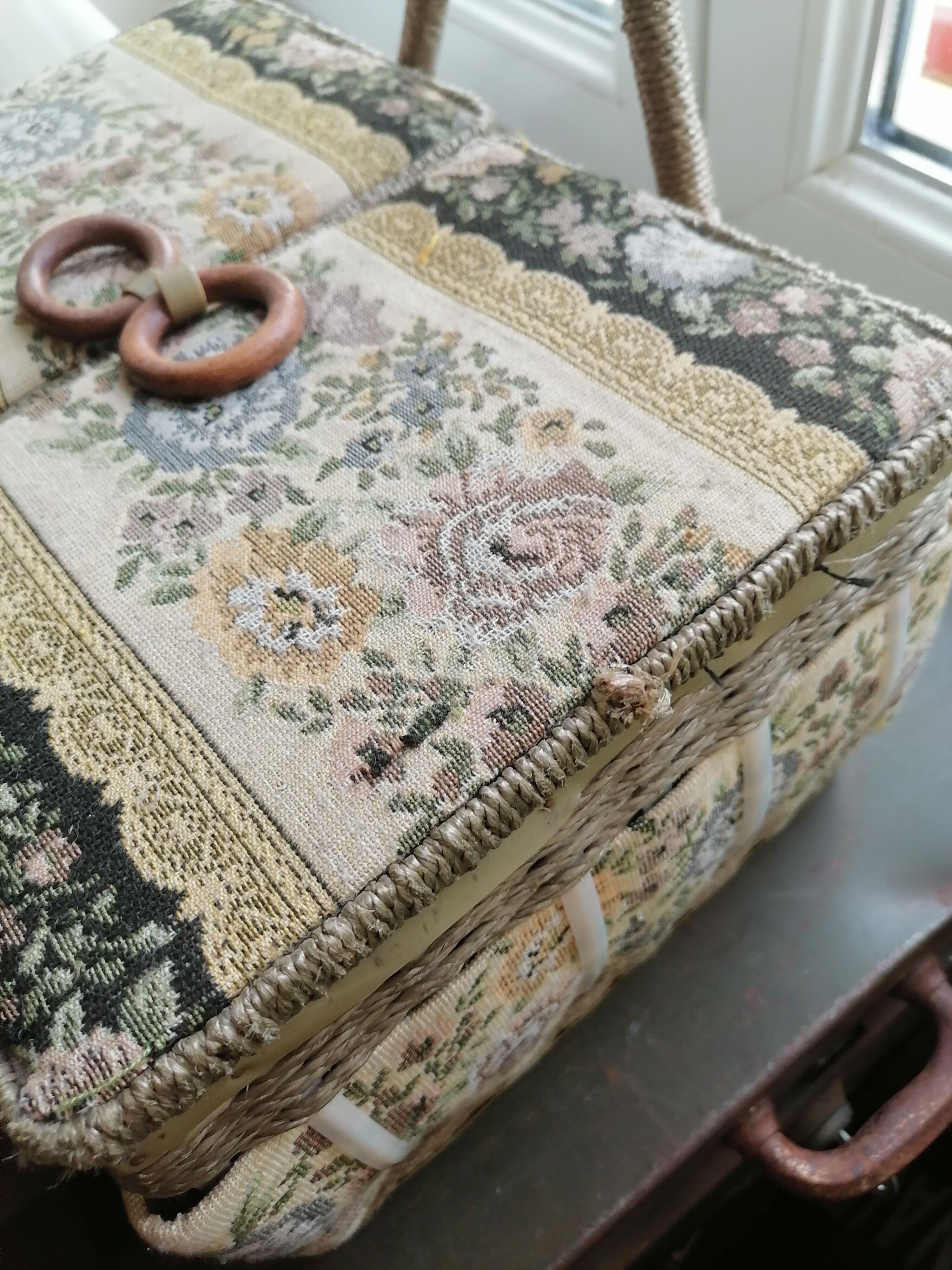 Box basket sewing 2 handles fabric 1960 1970