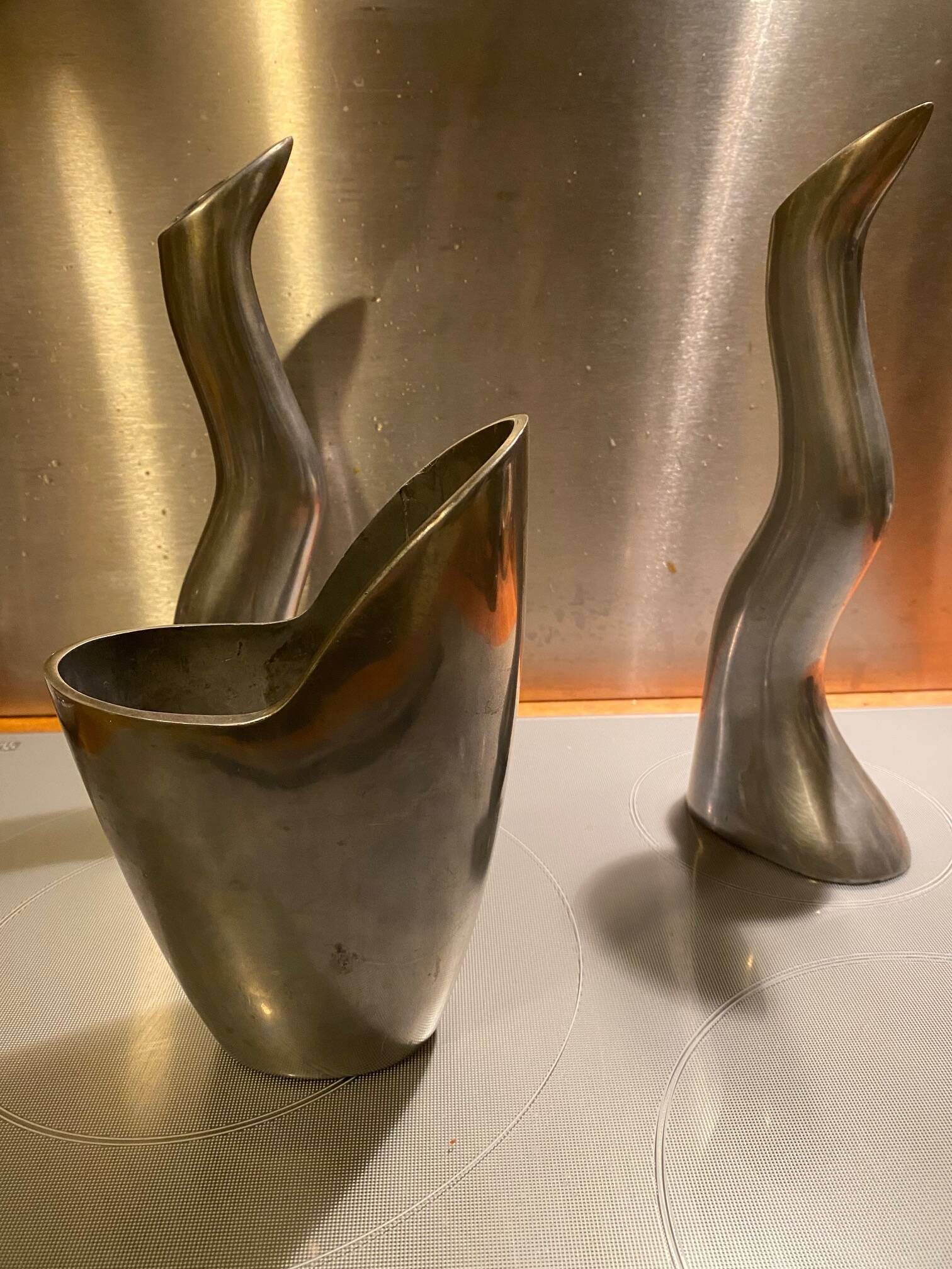 Solid aluminium set Anna Efverlund – 2 candle holders and 1 vase
