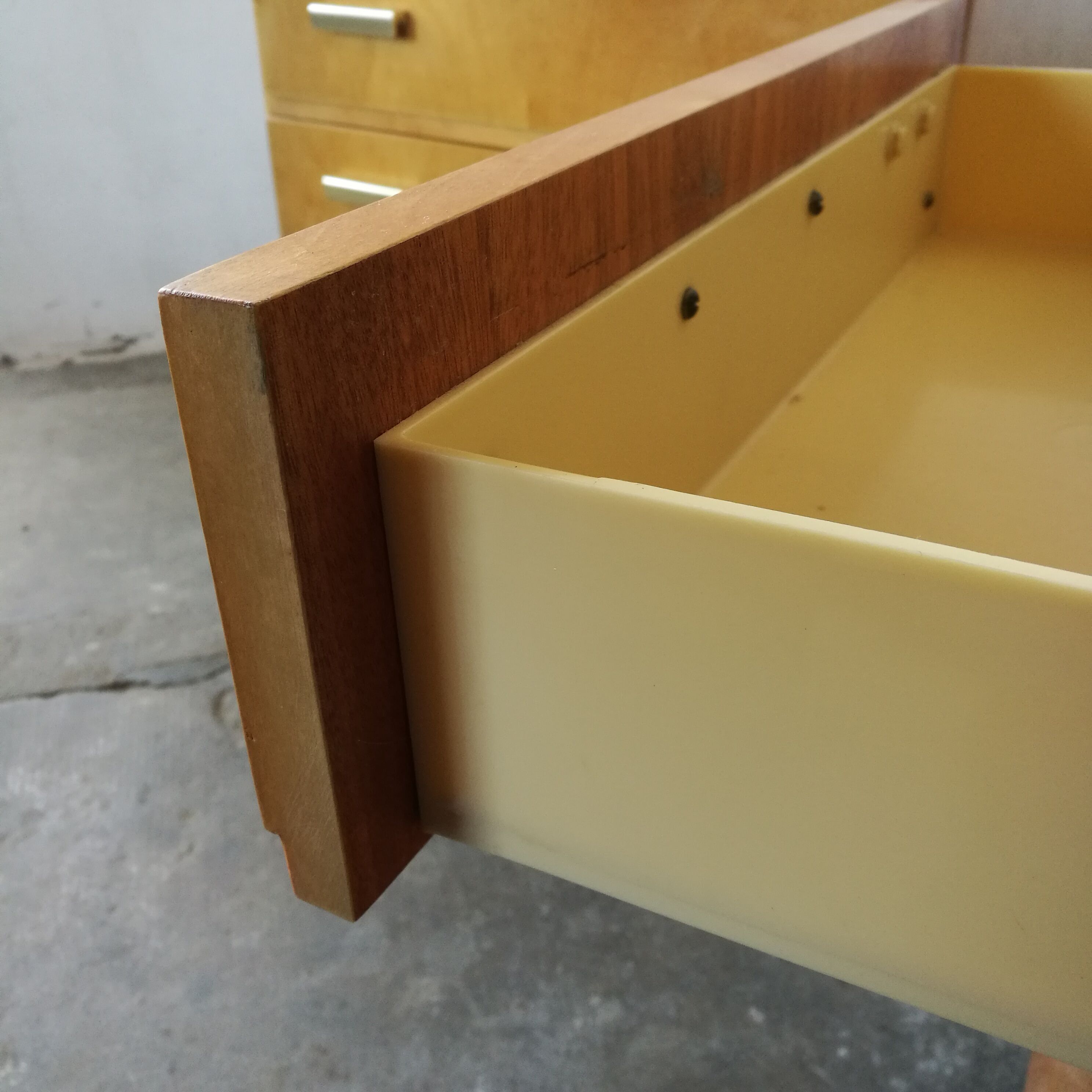 Pair of vintage bedsides from the 80s