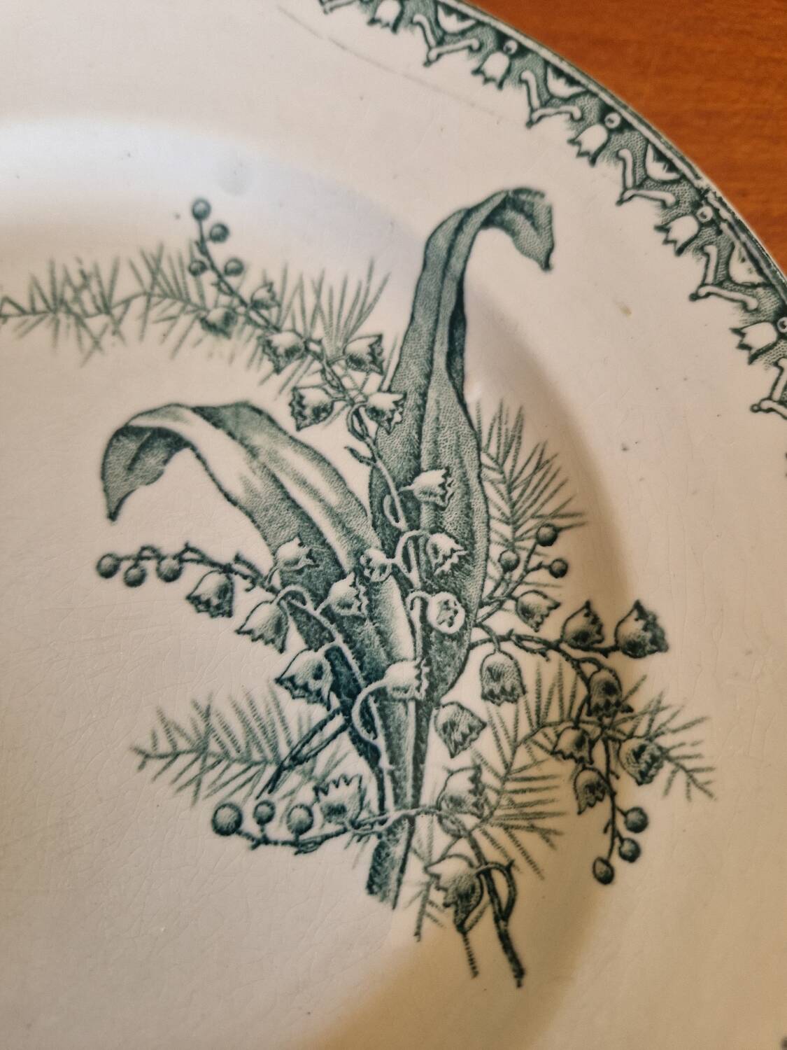 Set of 5 Saint Amandinoise Muguet Plates