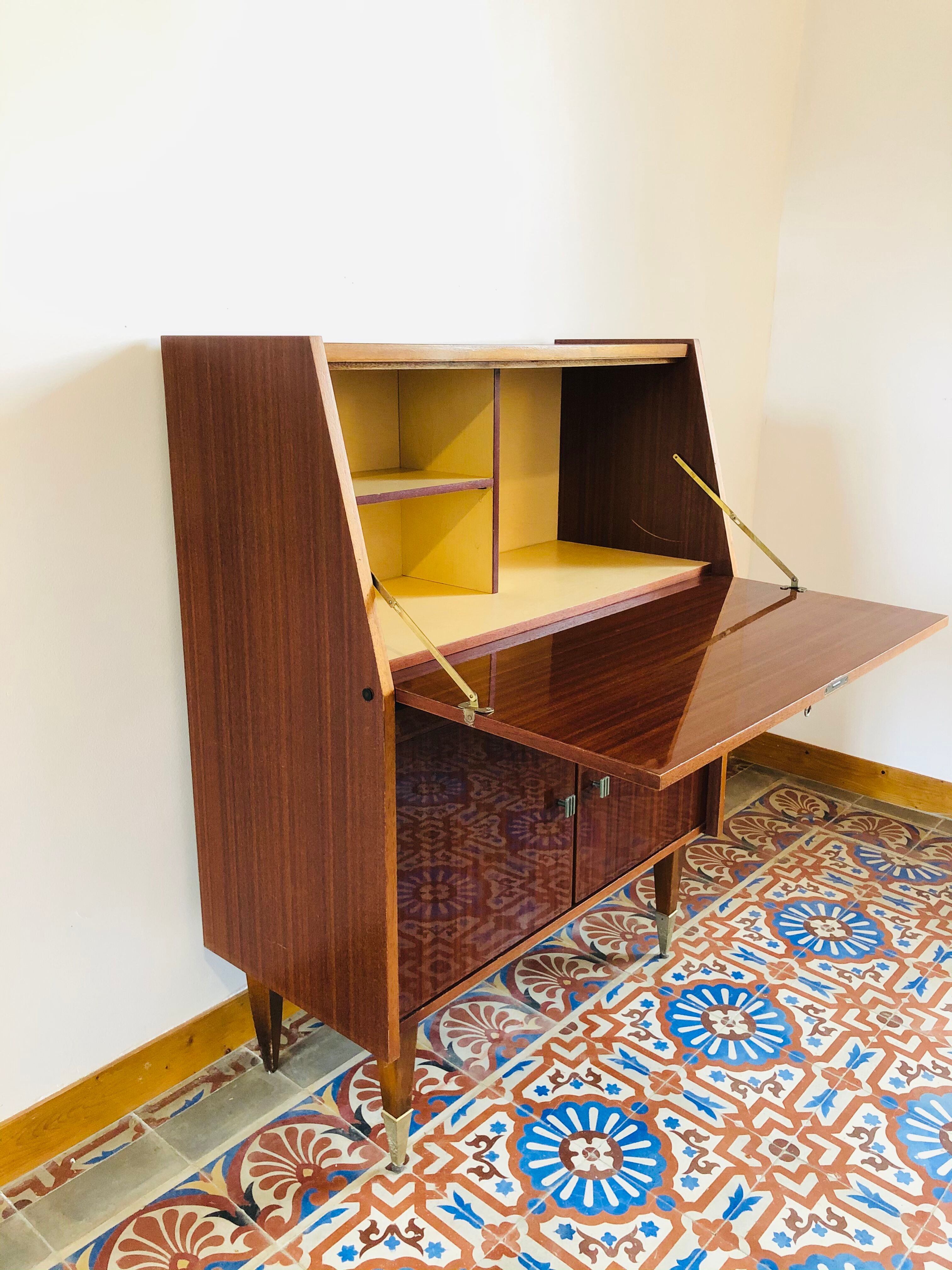 Vintage secretary in varnished mahogany 1970