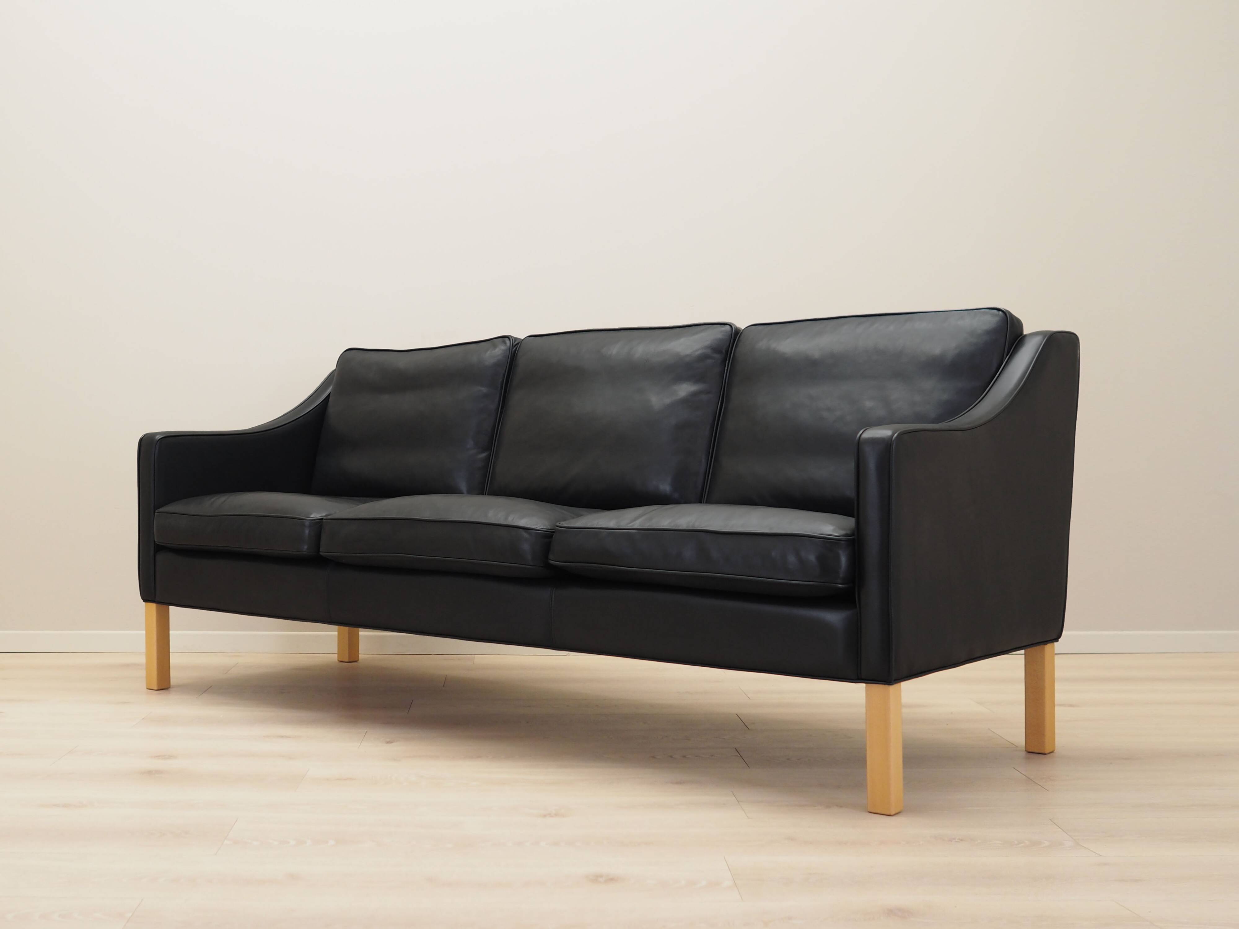 Black leather sofa, Danish design, 1970s, manufacture: Hurup Møbelfabrik
