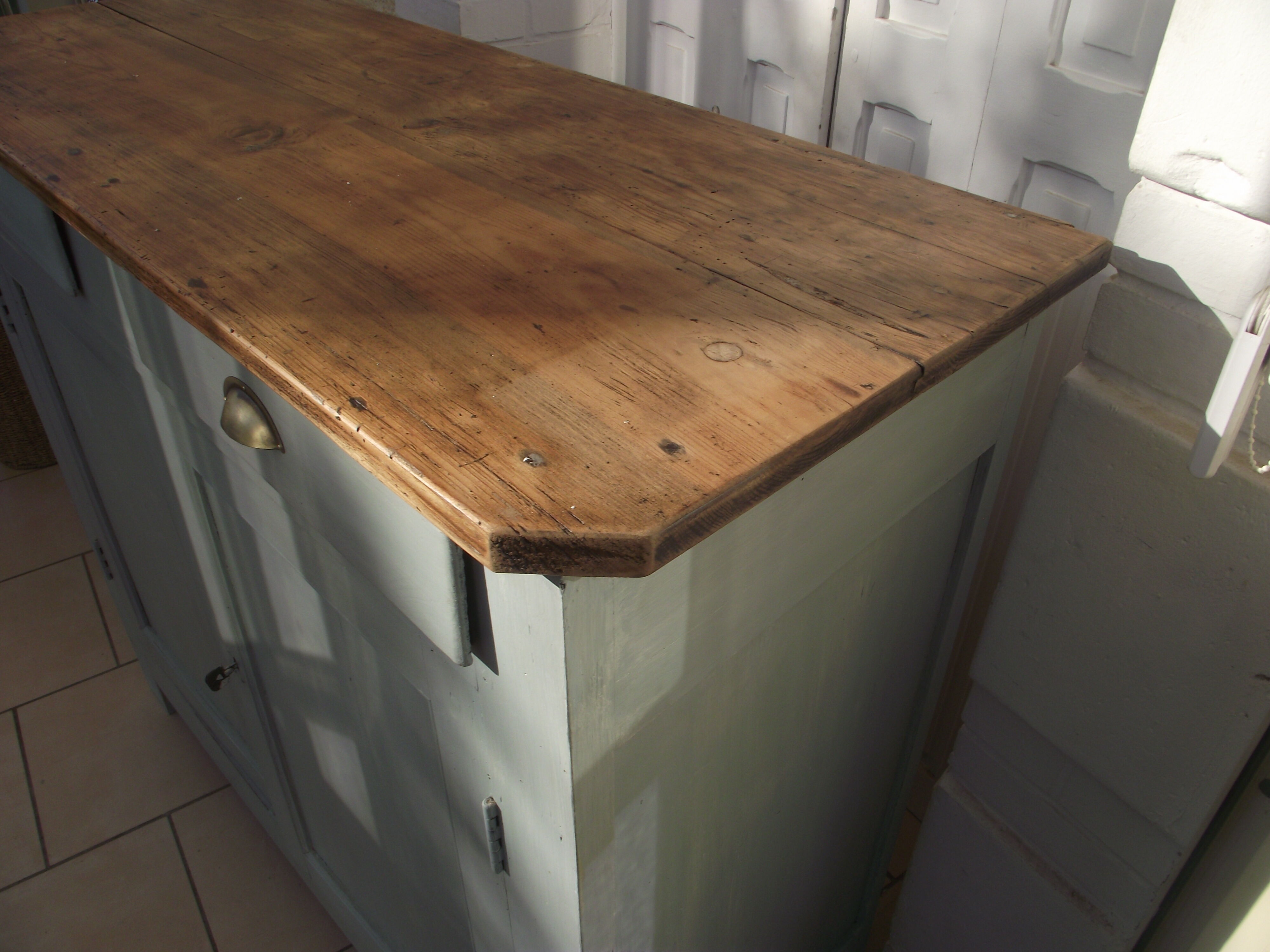 Parisian sideboard in painted fir